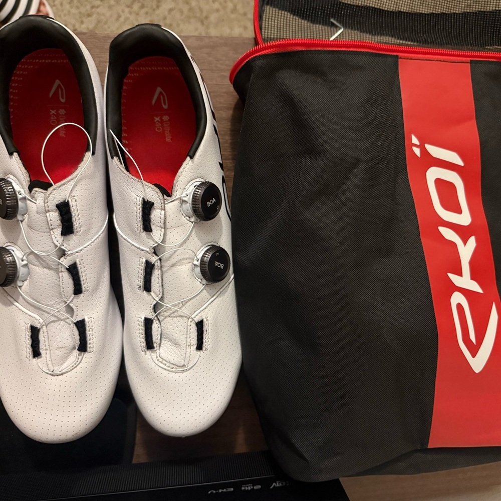 Full Carbon Pro Race Road Cycling Shoe (speedplay cleats included)